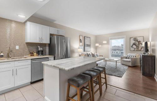 On Famous Music Row - Pool, Parking, Walk to Bars - Foto 8