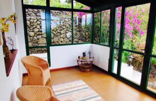 Spacious characterful villa with spectacular views in quiet rural setting. - Foto 31