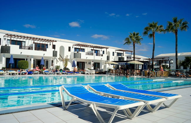 Apartamentos Plaza Azul - Photo 36