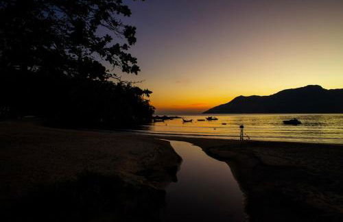 Paraíso Pé na Areia - Casa com 3 Suítes na Praia - Foto 44