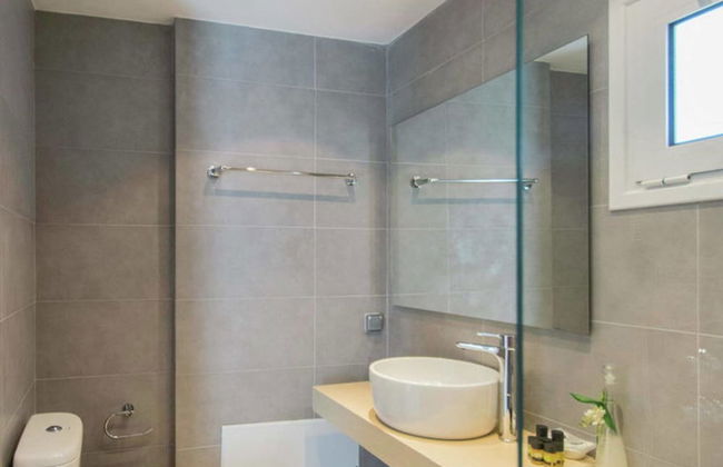 Infinity Pool Villa With Sea Views Near Rethymno City & Beach and Shaded BBQ - Foto 18