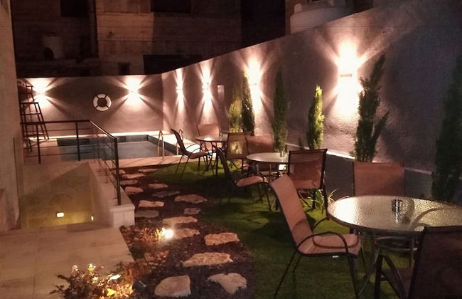 Shams al weibdeh hotel apartment - Photo 34