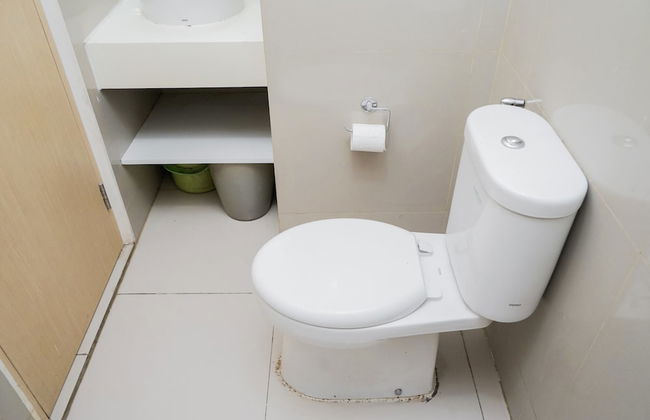 Clean and Tidy Studio Room at Tree Park Apartment - Foto 7