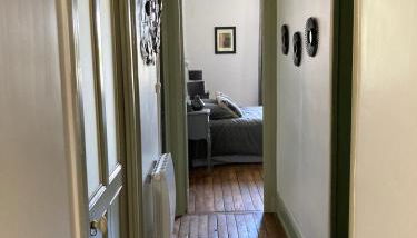 Et au pied coule une rivière, situation et vue idéales - Foto 5