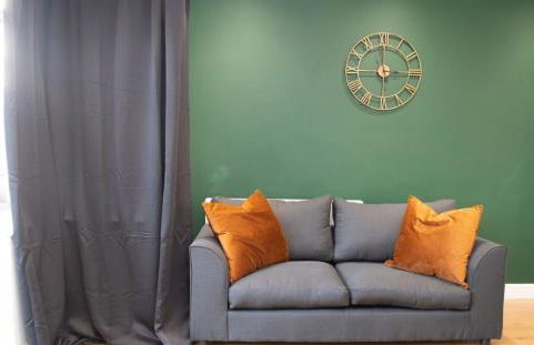 Comfortable 3BR Home, Steps from York Town Centre, Sleeps 6, Free Parking - Foto 12