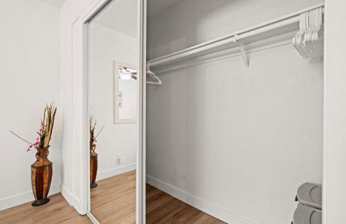 Fun Family Retreat Games, Massage Chair & Yard - Foto 29