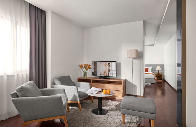 Oakwood Hotel & Apartments Saigon - Photo 11