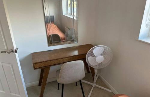 Parlaunt House - 3 Bedroom With Free Parking - Foto 41