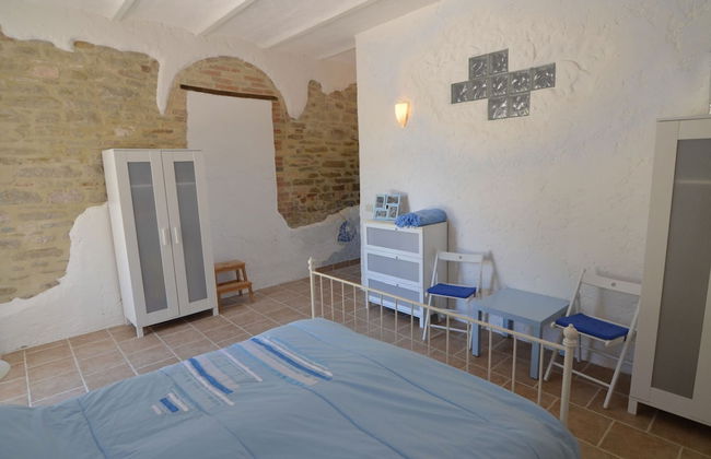 Cozy Couples Getaway w/ Wifi - Foto 3