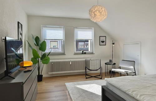 Gemütliches Dach-Apartment in der Stadt - ADAM - - Foto 2