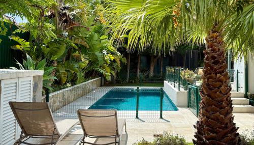 Charming cottage, pool & garden by Guincho beach - Foto 1, sunbed