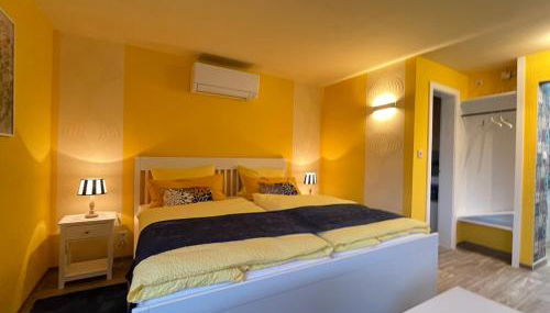 Ferienwohnung und Ferienhaus am Rennsteig bei Eisenach - Angela Jaentsch - Foto 3