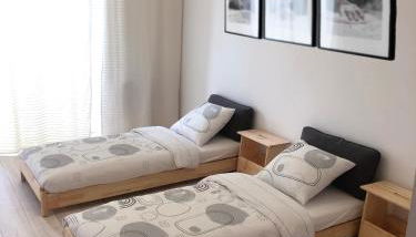 Baker's house - Photo 1