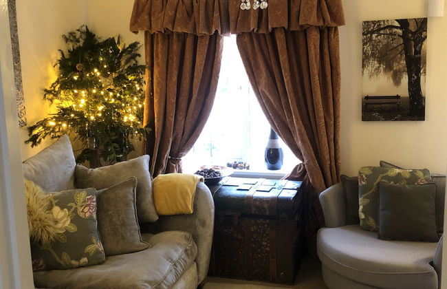 Lazy Nest - Sleeps 4, Parking, Garden & Hammocks - Foto 14