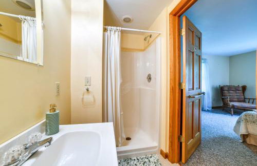 Hike and Baseball Near Cooperstown Home on 30 Acres - Foto 18