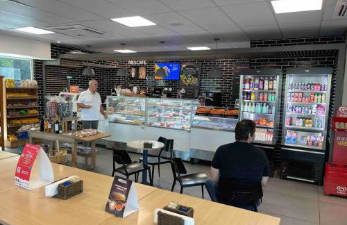 Cobertura Estilosa com Vista Linda e Privacidade - Foto 21