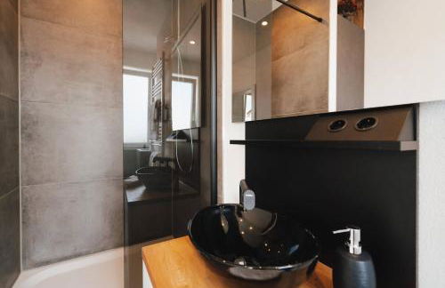 NEU I Stilvoll I Boxspring I Smart TV I Zentral - Foto 29