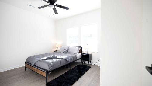 4 Min to Downtown - 10 to Elon - Washer and Dryer - Foto 4