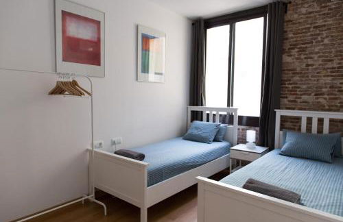 Central Apartment - Photo 14