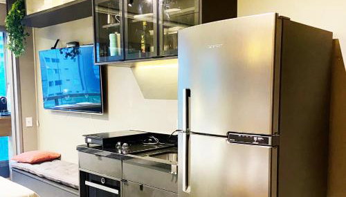 Consolacao GREY BOX - Studio de Luxo no Centro - Ar Condicionado - Cama Queen - Maquina de Lavar - Prox Metrô- Cozinha Completa - Wifi 500mbps - 7 andar - Foto 4, stove, pet friendly, minibar