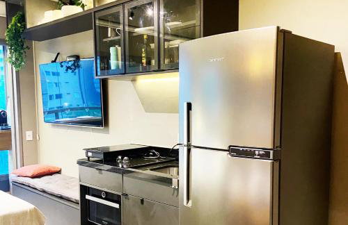 Consolacao GREY BOX - Studio de Luxo no Centro - Ar Condicionado - Cama Queen - Maquina de Lavar - Prox Metrô- Cozinha Completa - Wifi 500mbps - 7 andar - Foto 4