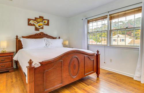 Near Beaches, Base and Bay! Hampton Home with Backyard - Foto 15