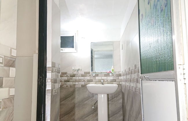 More Attractive Wonderful 1950 Mid-century Home With Another Newly Built House - Foto 12