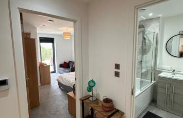 Stylish 1 Bedroom Apartment in Central Ashford - Foto 21