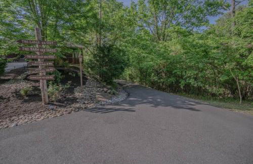 Smoke Rise Barn · Great Lake Front, Large Dock, 4bdrm, Pool Table - Foto 11