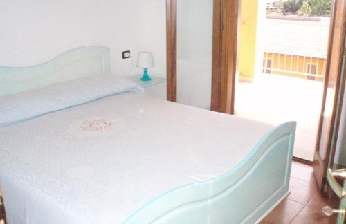 Modern 1 bed Apartment Sleep 3 sea View Only 700mt From sea - Foto 2