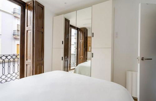 Espectacular y luminoso apartamento en el centro - Photo 8