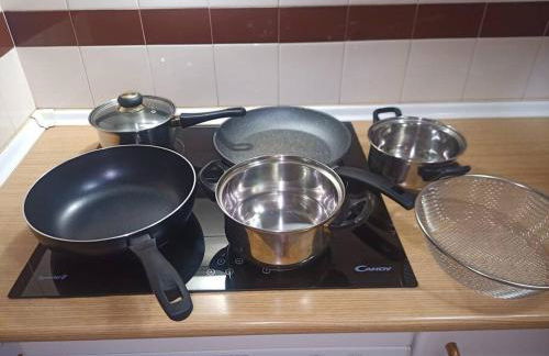 Between Beach & Center - Photo 9