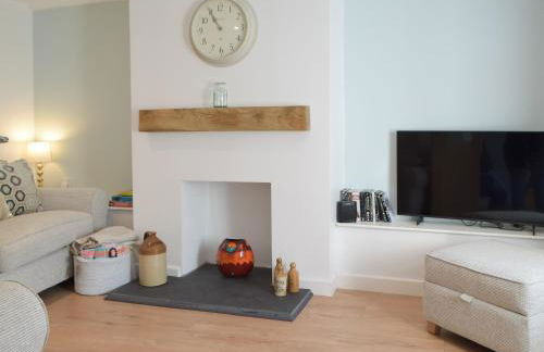 Snowdrop Cottage - Photo 1