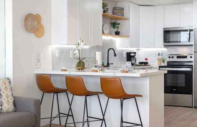 Ocean View 1BR at Ilikai Marina - Foto 32