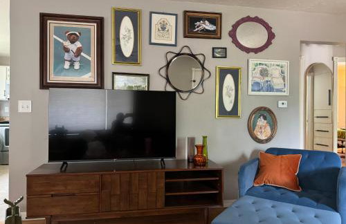 Spacious 4bed, super close to UM & Downtown, 2 living rooms - Foto 2