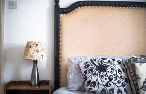 Cosy Welsh Cottage in St Davids Centre with Garden - Photo 15