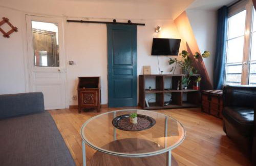 APPARTEMENT CHALEUREUX ARTISTIQUE QUARTIER GARE DU NORD - GARE DE L'EST et GRANDS BOULEVARDS - Foto 26