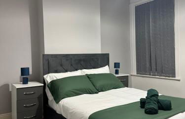 Stylish 2-Bed, Free Parking, Netflix, Coffee Machine, 5 mins from City Centre - Foto 4