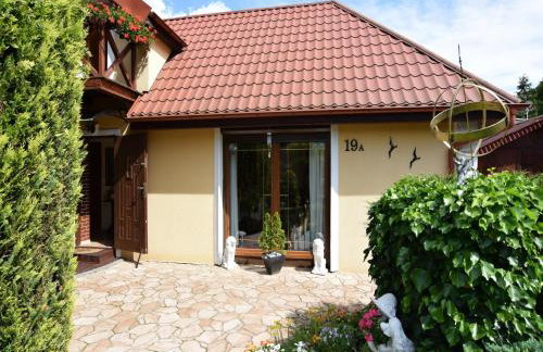 Large holiday home with garden, close to the lake - Foto 16