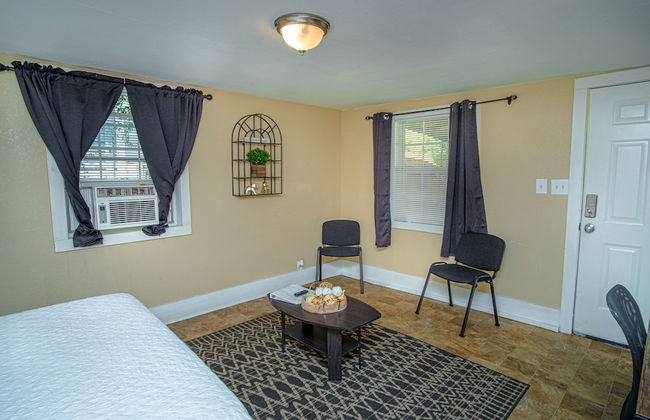 Cozy Guesthouse Near Downtown - Foto 4