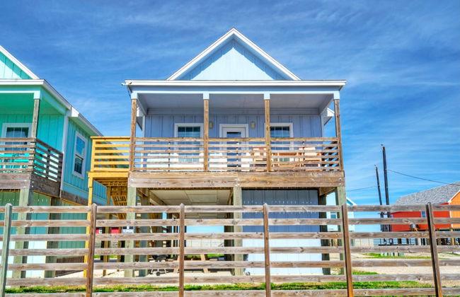 Oscar s Lodge by Avantstay Dock Pool Access - Foto 2