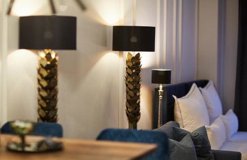 R B Apartment Hamburg Business am Flughafen für 1-5 Personen - ideal für Geschäftsreisende und Familien - Küche - Waschtrockner - Smart TV - kostenloser Parkplatz - Foto 19