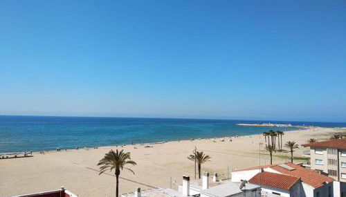 Apartamento con vistas al mar! Comaruga - Photo 5