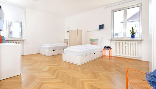 MOWO Marshall 8 - Apartmenthaus Kitzingen - großzügige Wohnungen für je 6 Personen mit Balkon - Foto 3