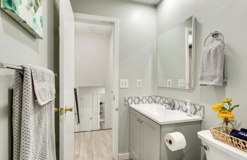 Near FIFA World Cup Walkable Overland Park Home - Foto 15