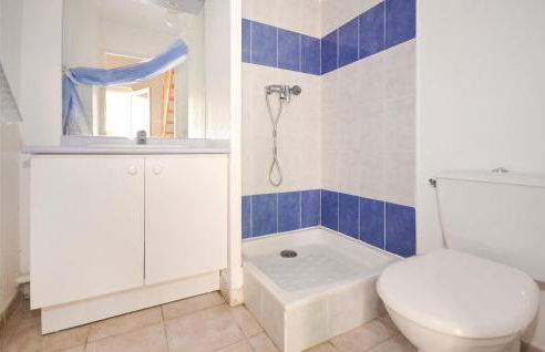 Cozy Home In Calvisson With Kitchen - Photo 30