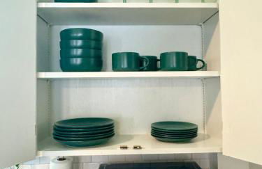 Bright & Airy 2BR 1BA Home Near The Riverfront - Foto 19