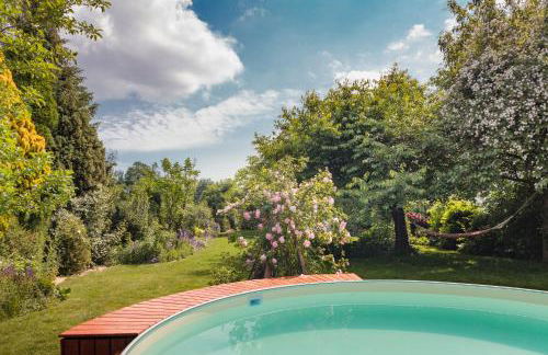 Heimathafen Hannover- Big House with swimmingpool, sauna and garden - Foto 1