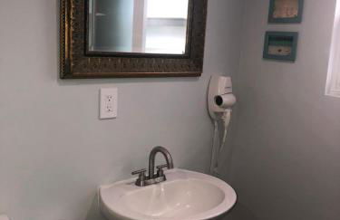 Private Studio Cabin steps from Calle 8 - Foto 35