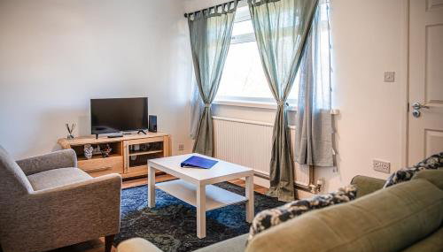 2 Bedroom Apartment Denton, suitable for professionals needing a peaceful work environment - Foto 3